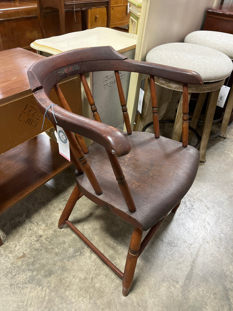 Early American Barrel Back Chair w floral