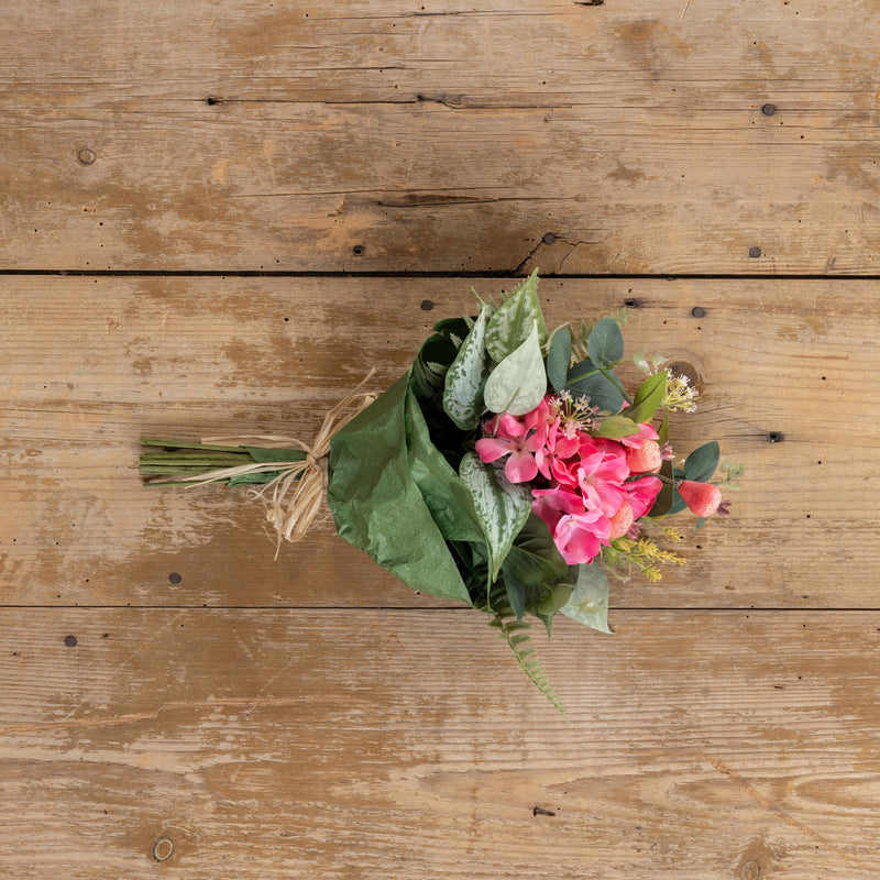 16" PINK GERANIUM W/ MIXED FOLIAGE BOUQUET